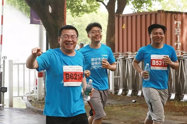 1526287573822681.jpg 2.jpg